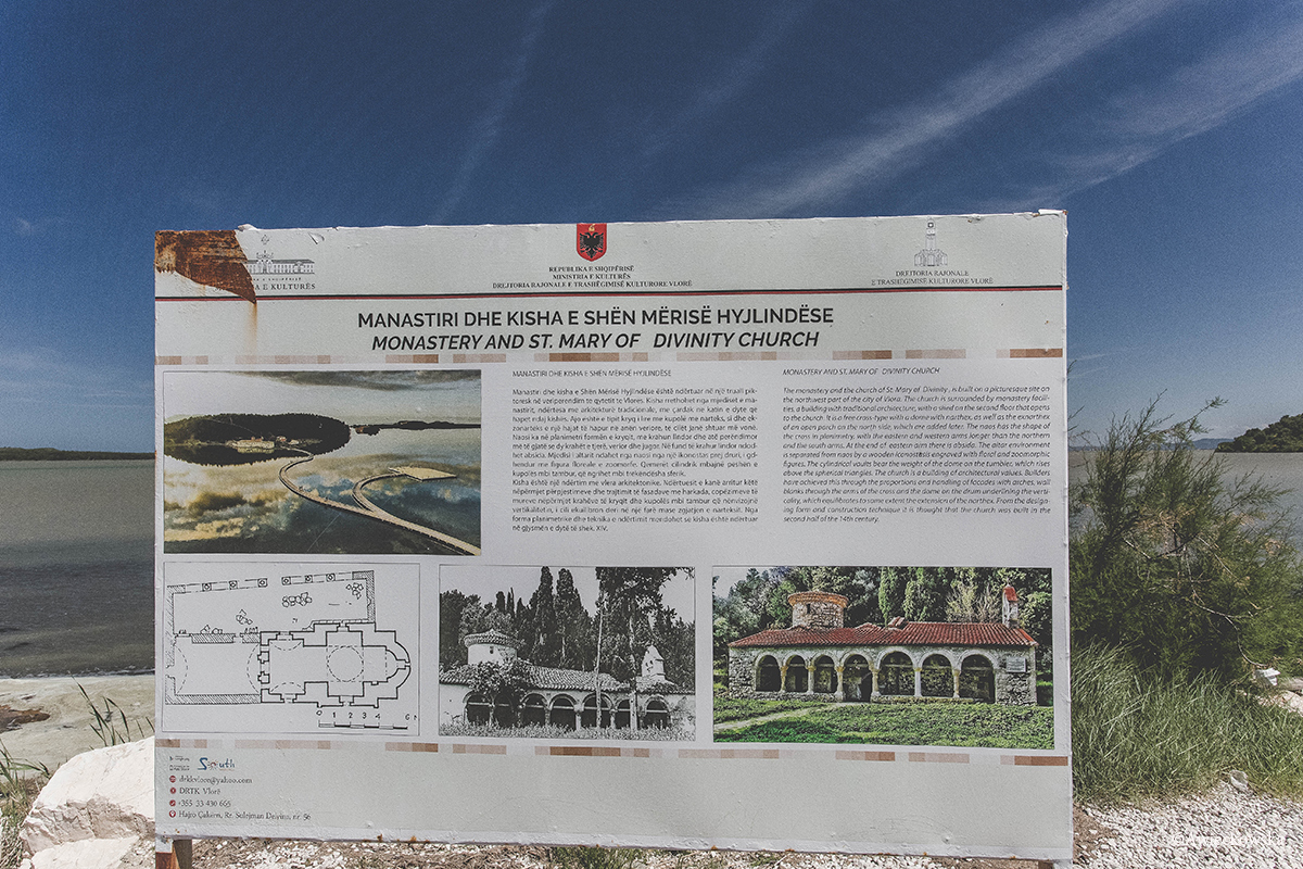 Monaster Zvernec w Albanii.