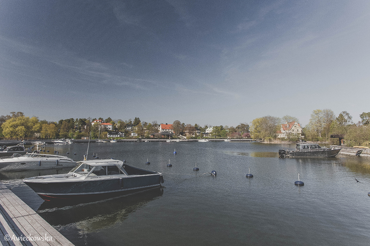 Djursholm – ekskluzywne osiedle niedaleko Sztokholmu.